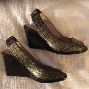 Kenneth Cole Reaction “knock first” slingbacks